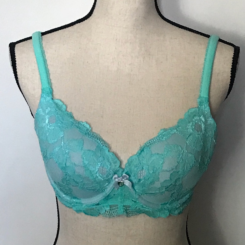 Victoria’s Secret 32DD Teal Lace Bra